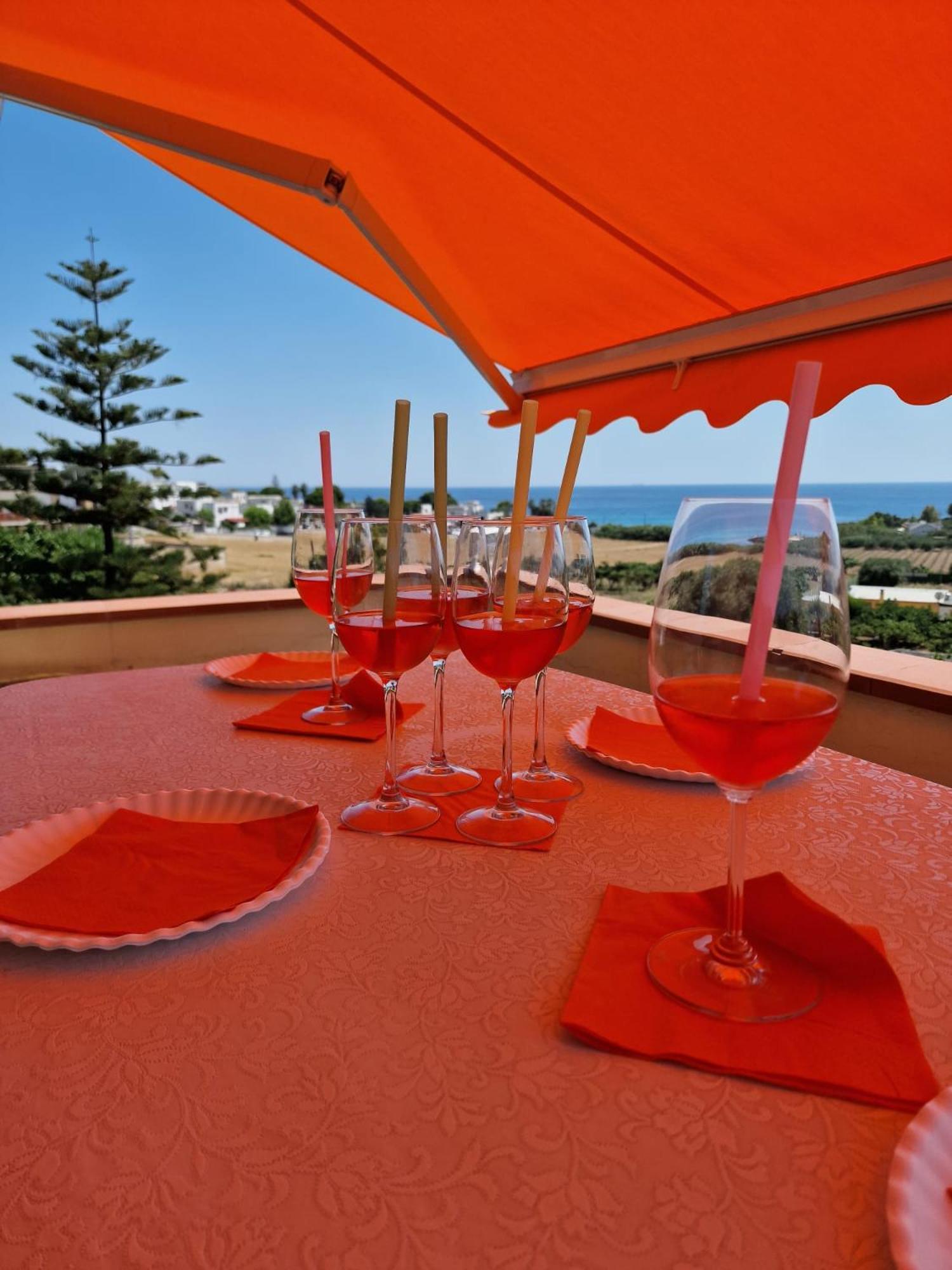 Breathtaking View Of Salento- Appartement Leporano Buitenkant foto